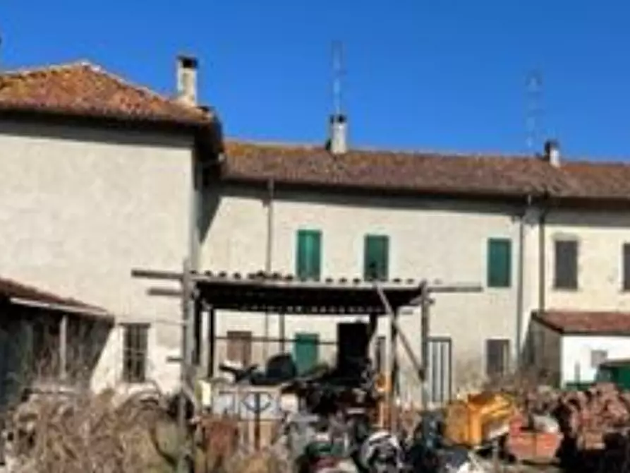 Immagine 5 di Casa indipendente in vendita  in Via S. Pietro a Suardi