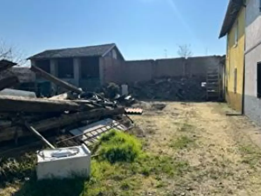 Immagine 7 di Casa indipendente in vendita  in Via S. Pietro a Suardi