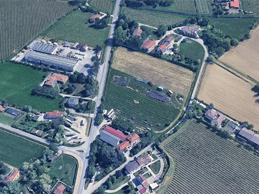 Immagine 12 di Magazzino in vendita  in Via Vallonto II a Fontanelle
