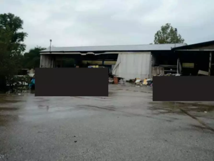 Immagine 1 di Capannone industriale in vendita  in Via Passo Barca a Susegana