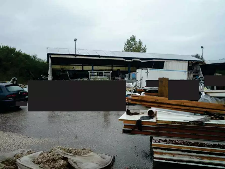 Immagine 2 di Capannone industriale in vendita  in Via Passo Barca a Susegana