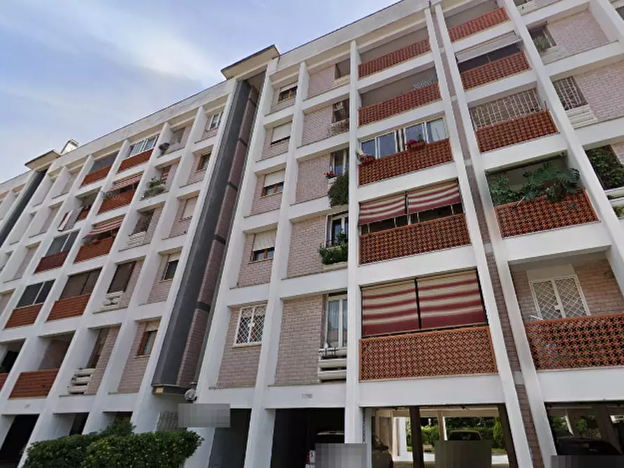 Immagine 1 di Appartamento in vendita  in Via Orazio a Tivoli
