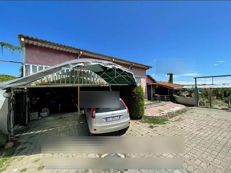 Immagine 3 di Stabile in vendita  in Via Villafranca Piemonte a Faule