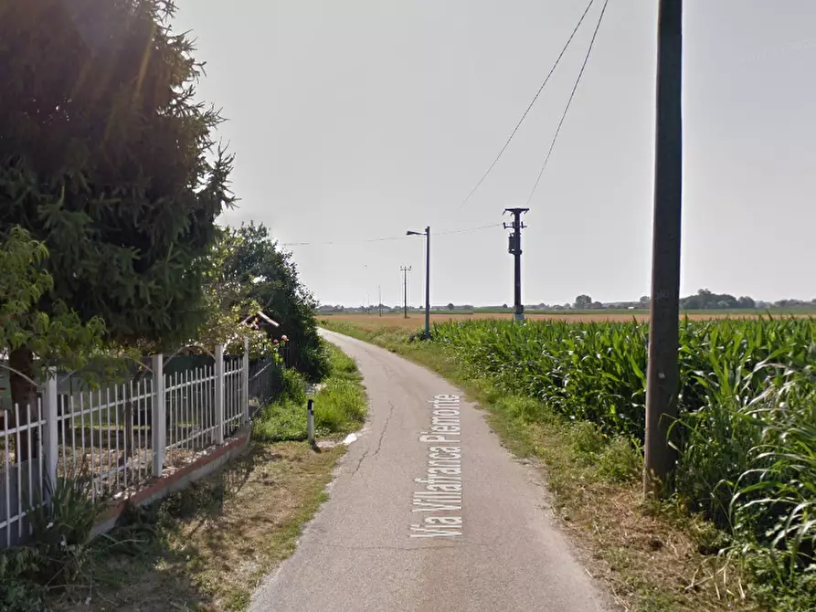 Immagine 11 di Stabile in vendita  in Via Villafranca Piemonte a Faule