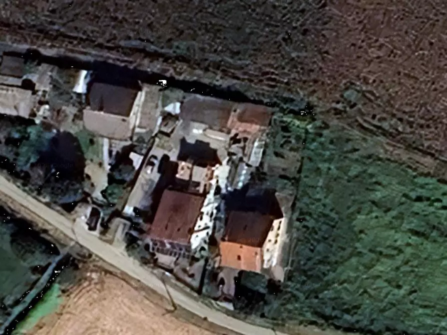 Immagine 20 di Stabile in vendita  in Via Villafranca Piemonte a Faule