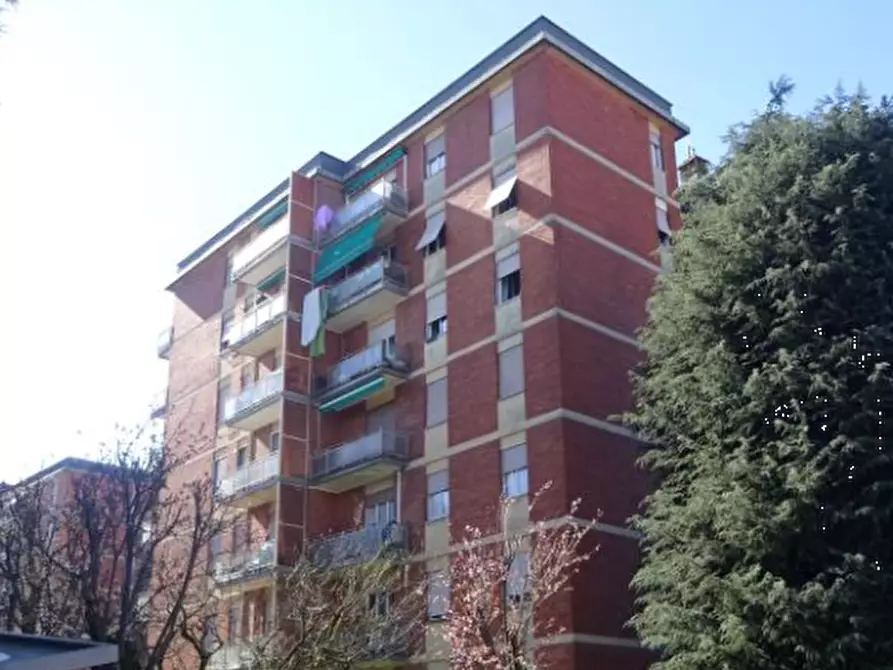 Immagine 2 di Appartamento in vendita  in Via Giuseppe Garibaldi  a Barlassina