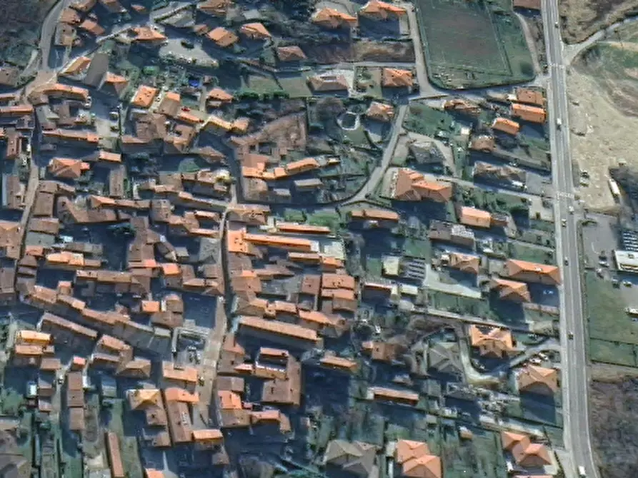 Immagine 4 di Casa indipendente in vendita  in Via della Chiesa  a Luino