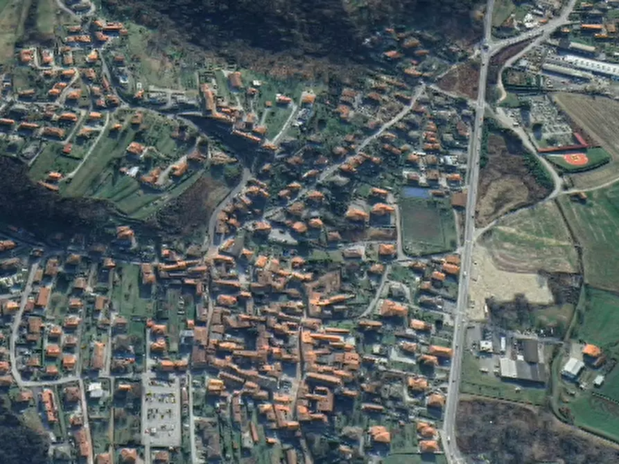 Immagine 10 di Casa indipendente in vendita  in Via della Chiesa  a Luino