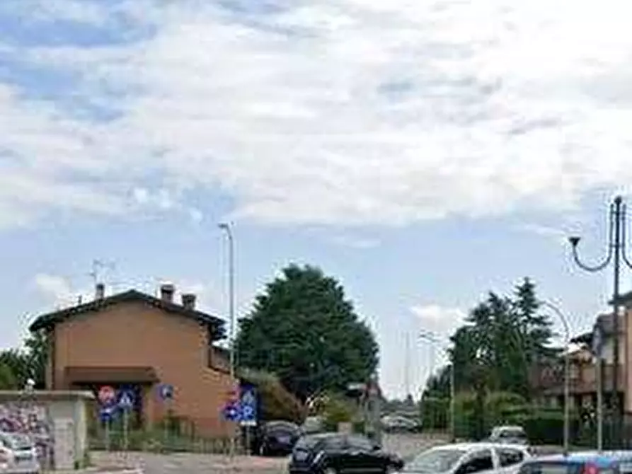 Immagine 2 di Appartamento in vendita  in Via Piazza Fratelli Cattaneo a San Zenone Al Lambro