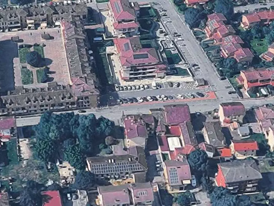 Immagine 10 di Appartamento in vendita  in Via Piazza Fratelli Cattaneo a San Zenone Al Lambro