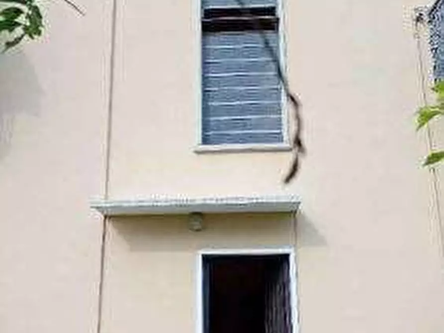 Immagine 4 di Appartamento in vendita  in Viale Giovanni XXIII a Lonate Pozzolo