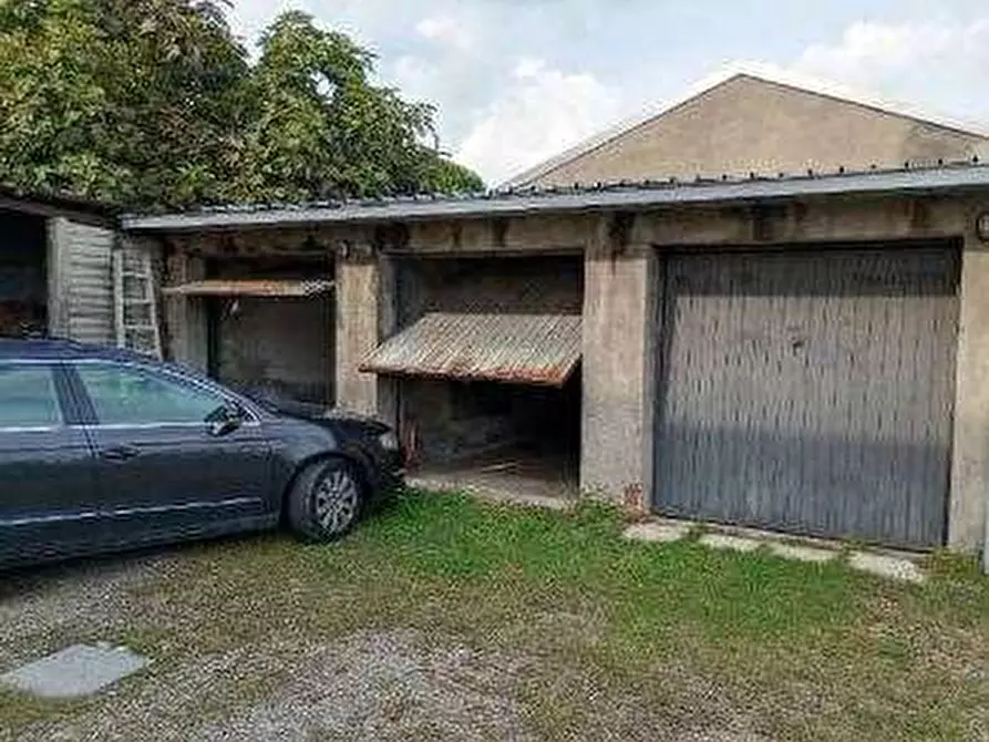 Immagine 7 di Appartamento in vendita  in Viale Giovanni XXIII a Lonate Pozzolo