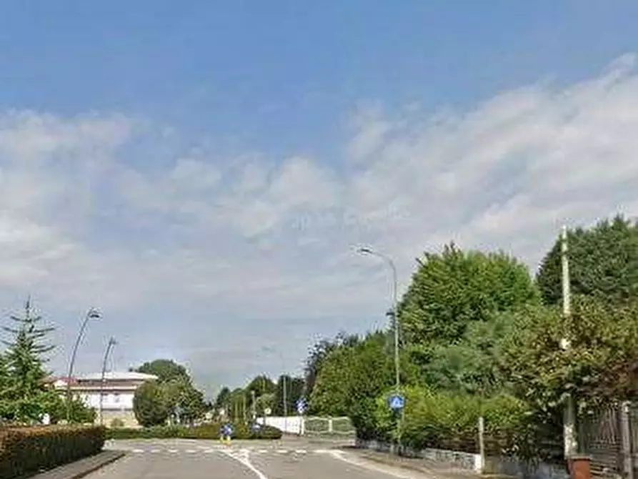 Immagine 8 di Appartamento in vendita  in Viale Giovanni XXIII a Lonate Pozzolo
