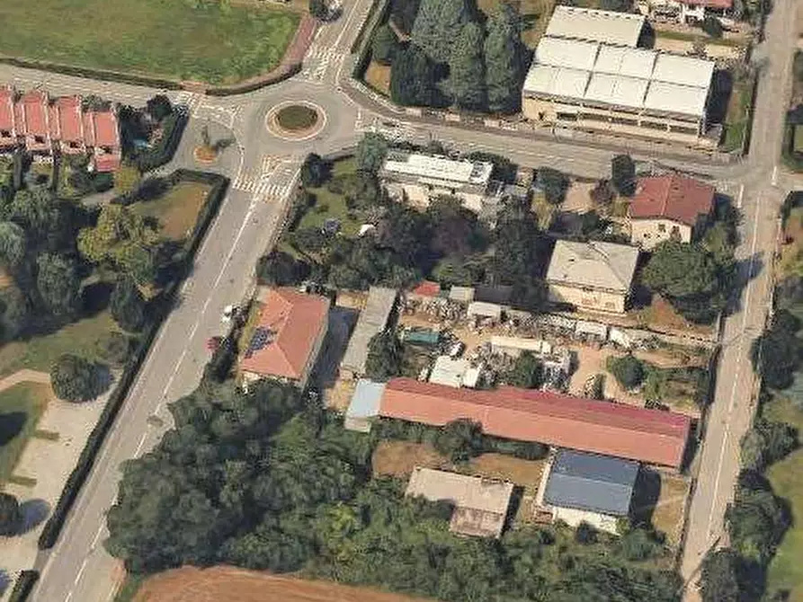 Immagine 16 di Appartamento in vendita  in Viale Giovanni XXIII a Lonate Pozzolo