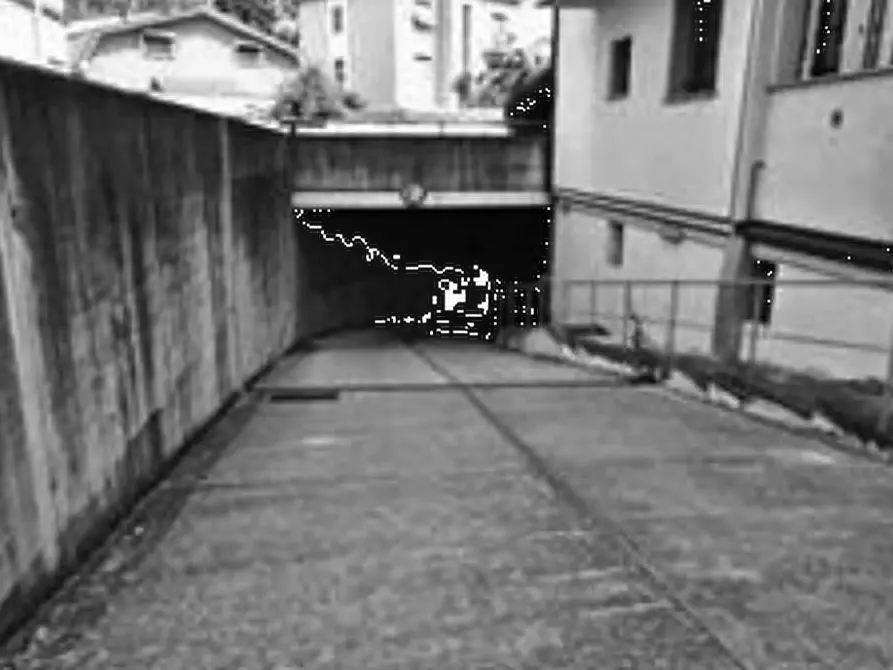 Immagine 6 di Garage in vendita  in Via Dante Alighieri  a Brugherio