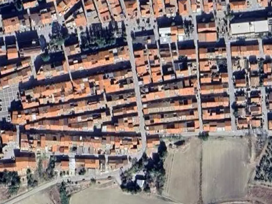 Immagine 5 di Garage in vendita  in Via Alba a Ururi