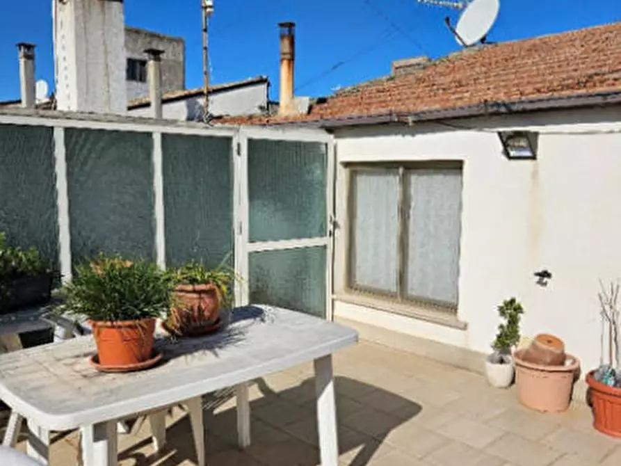Immagine 2 di Porzione di casa in vendita  in Via Alba a Ururi