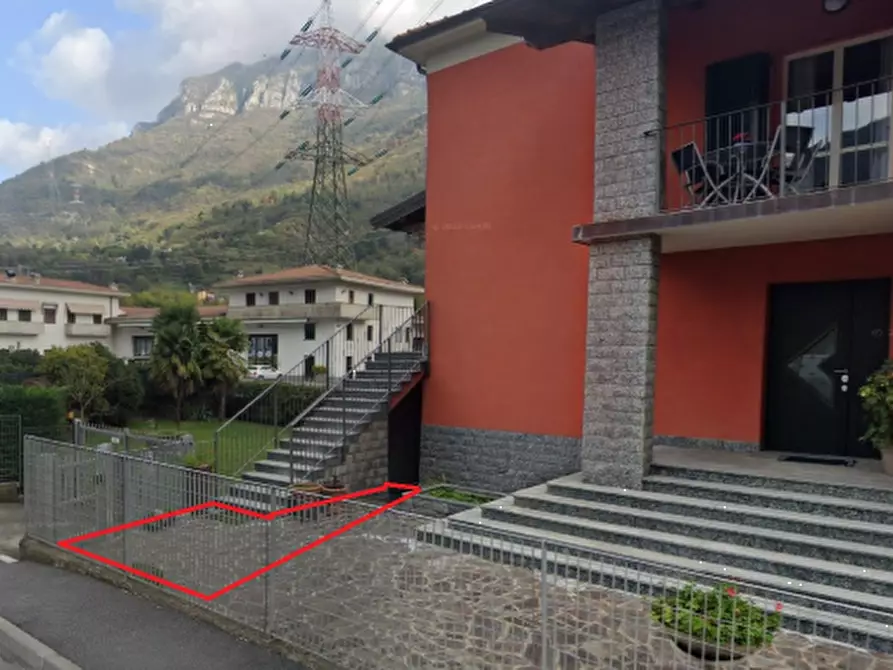 Immagine 2 di Villa in vendita  in Via Nazionale a Casazza
