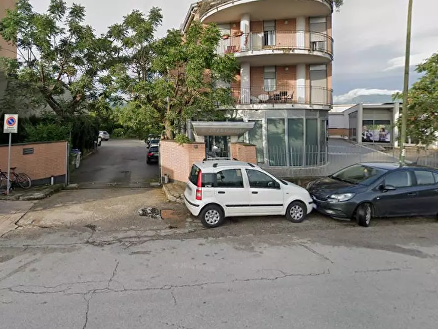 Immagine 5 di Posto auto in vendita  in Via Compagna a Benevento
