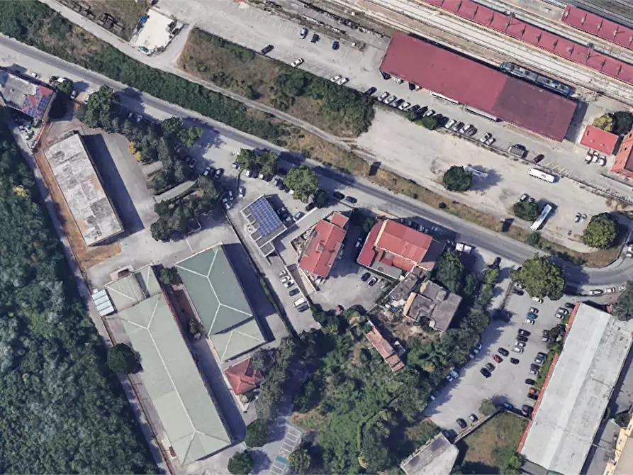 Immagine 16 di Posto auto in vendita  in Via Compagna a Benevento
