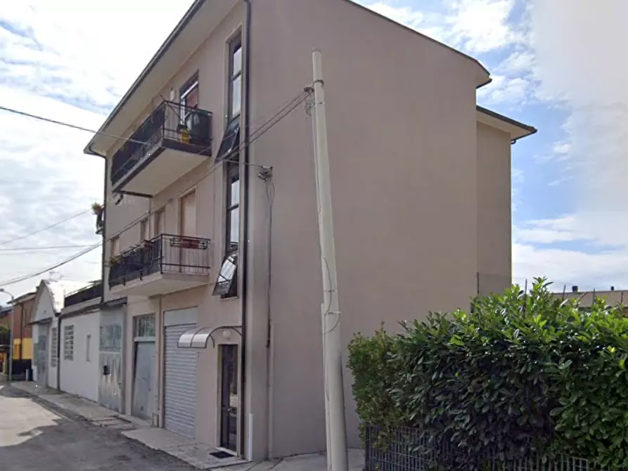 Immagine 18 di Appartamento in vendita  in Via Monte Pasubio a Montecchio Maggiore