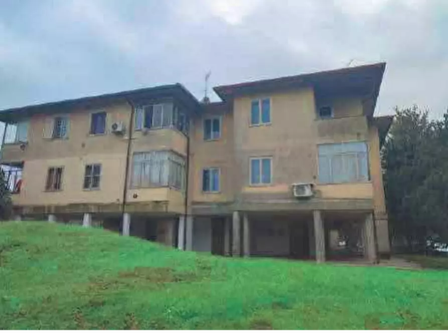 Immagine 1 di Appartamento in vendita  in Via Giovanni Mossolin a Lonigo