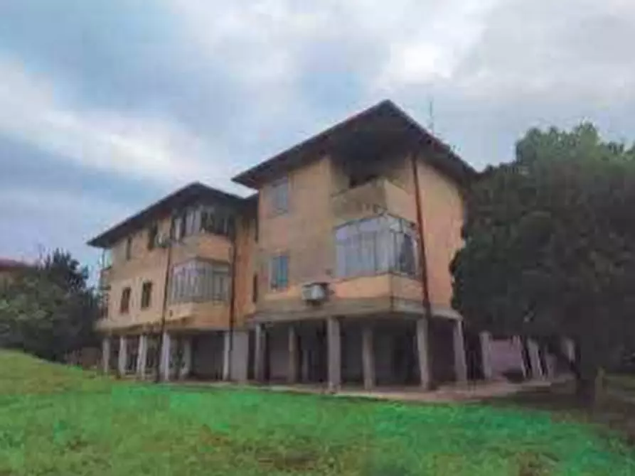 Immagine 2 di Appartamento in vendita  in Via Giovanni Mossolin a Lonigo