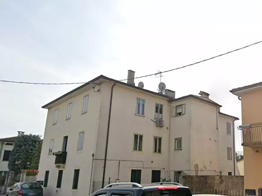 Immagine 4 di Appartamento in vendita  in Viale Riviera Berica a Vicenza