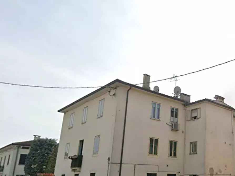 Immagine 6 di Appartamento in vendita  in Viale Riviera Berica a Vicenza