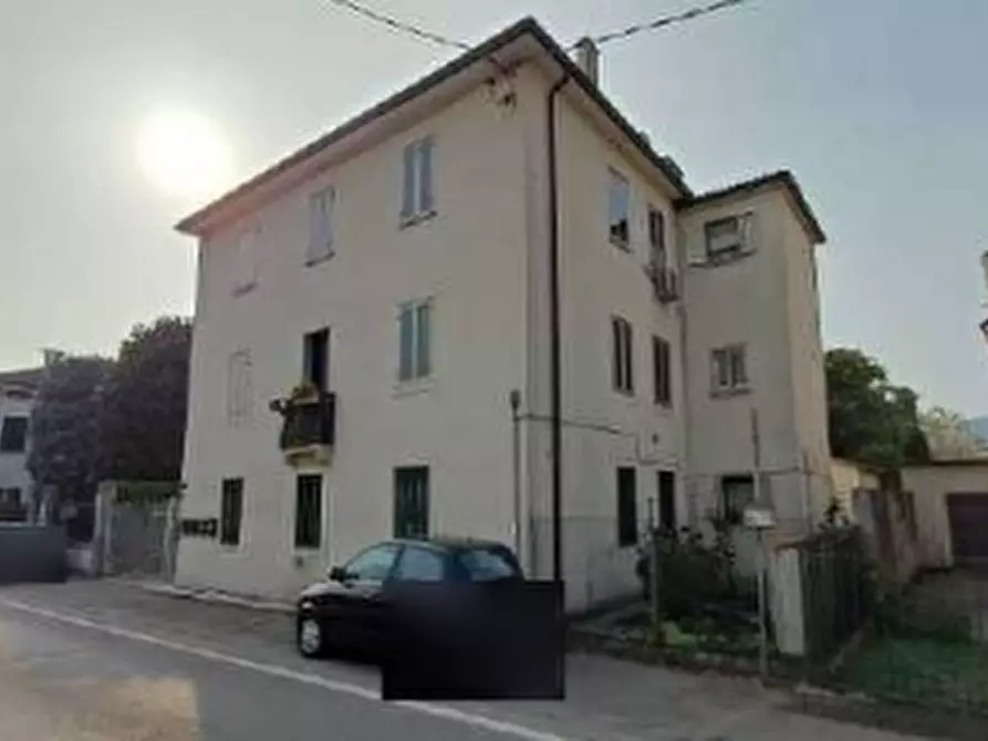 Immagine 11 di Appartamento in vendita  in Viale Riviera Berica a Vicenza
