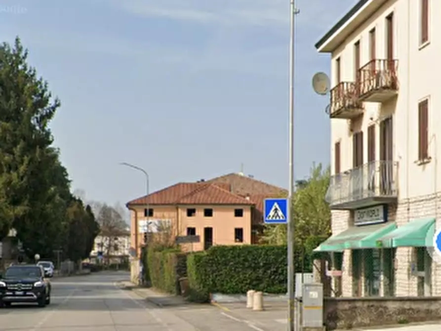 Immagine 17 di Appartamento in vendita  in Viale Riviera Berica a Vicenza