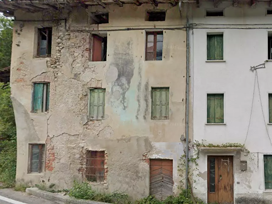 Immagine 8 di Rustico / casale in vendita  in Localita' Fusine in Piazza Libertà a Posina