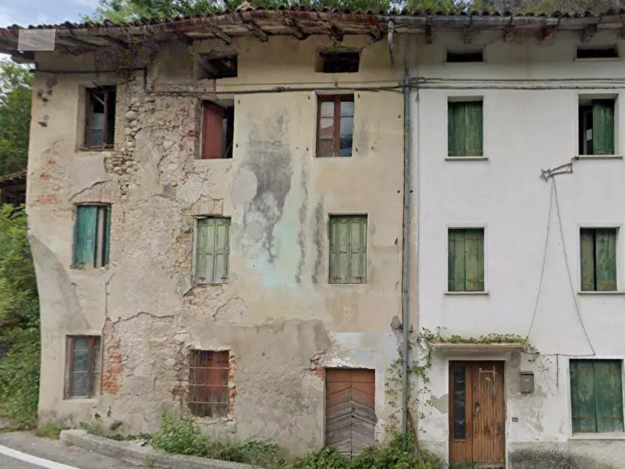Immagine 10 di Rustico / casale in vendita  in Localita' Fusine in Piazza Libertà a Posina