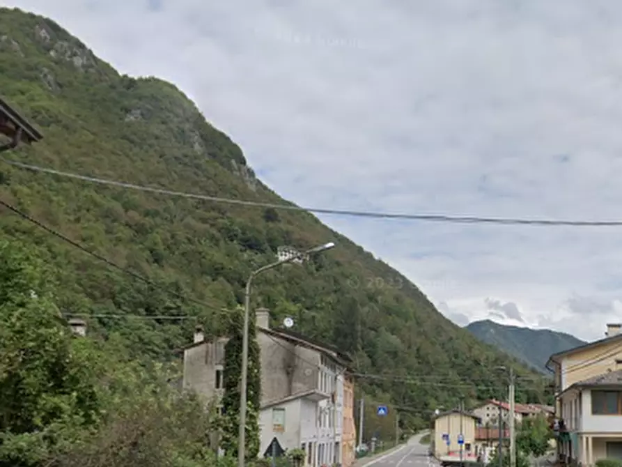 Immagine 13 di Rustico / casale in vendita  in Localita' Fusine in Piazza Libertà a Posina