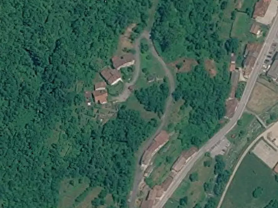 Immagine 14 di Rustico / casale in vendita  in Localita' Fusine in Piazza Libertà a Posina