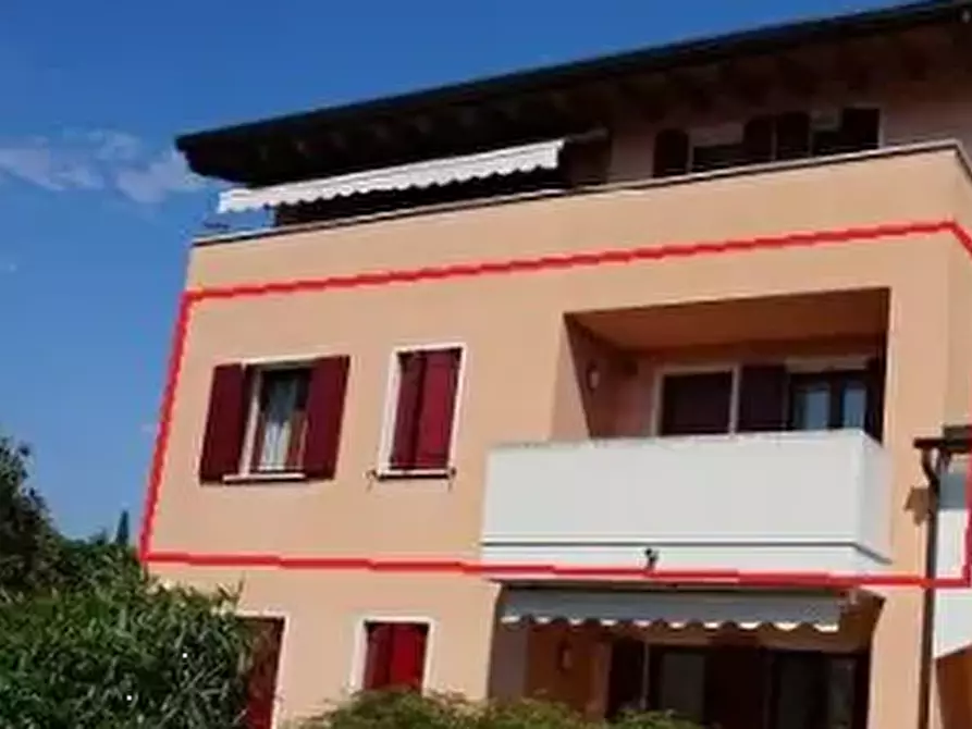 Immagine 2 di Appartamento in vendita  in Via Tenente Zanon  a Rossano Veneto