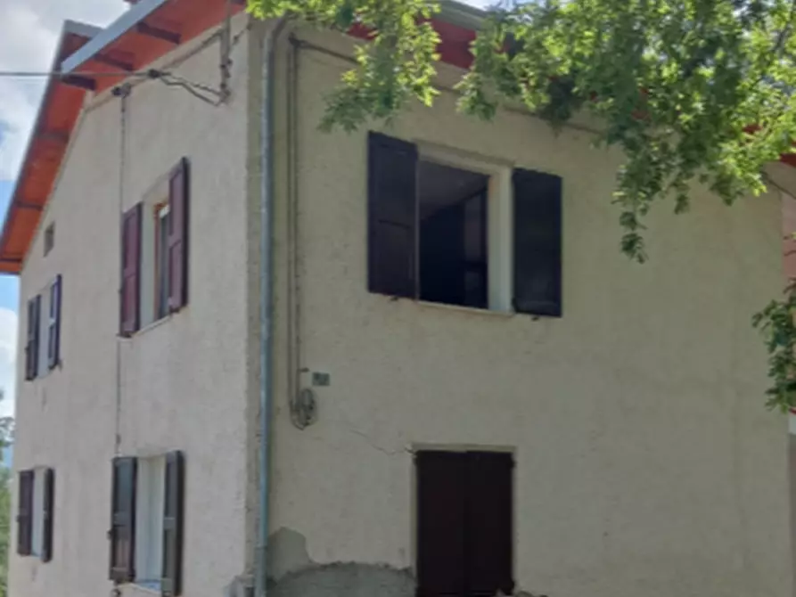Immagine 5 di Porzione di casa in vendita  in Via Casa Lanzi a Carpineti