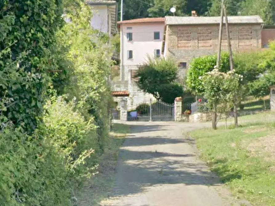 Immagine 17 di Porzione di casa in vendita  in Via Casa Lanzi a Carpineti
