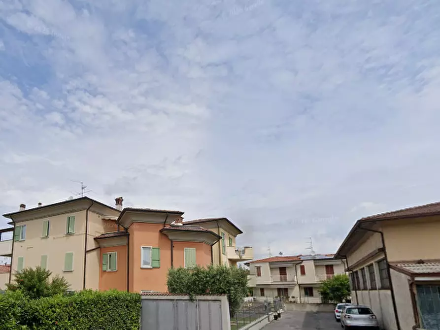 Immagine 3 di Appartamento in vendita  in Via Toscana a Rovato