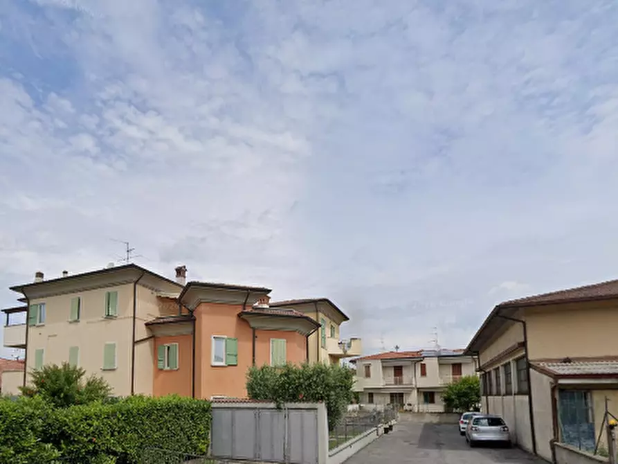 Immagine 7 di Appartamento in vendita  in Via Toscana a Rovato