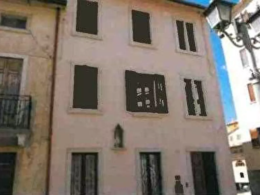 Immagine 3 di Porzione di casa in vendita  in Via Roma a Bosco Chiesanuova
