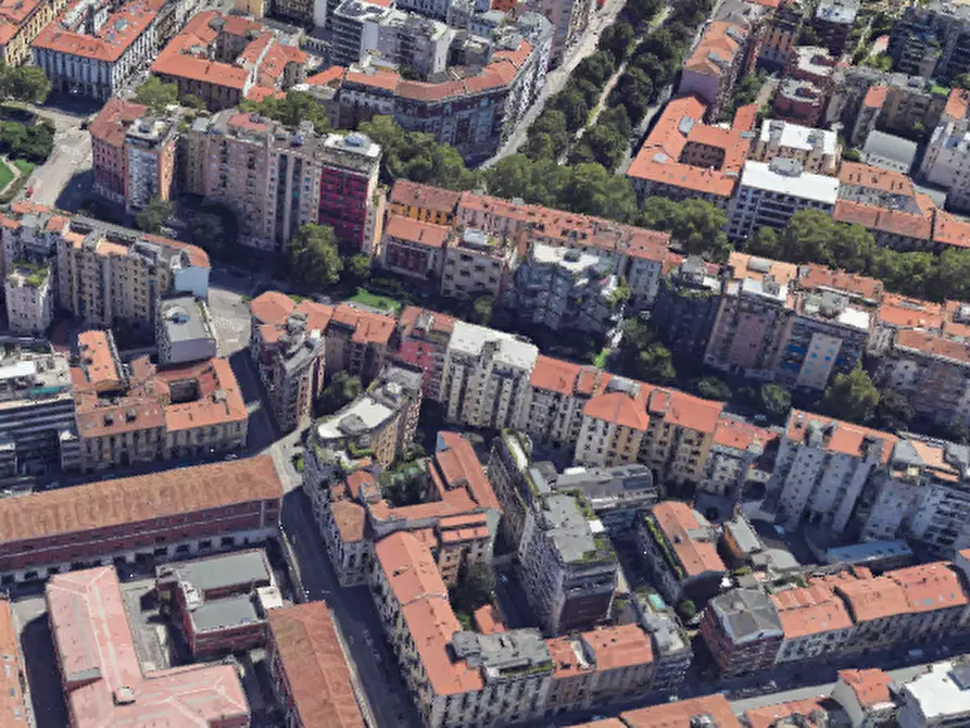 Immagine 11 di Posto auto in vendita  in Viale Emilio Caldara a Milano