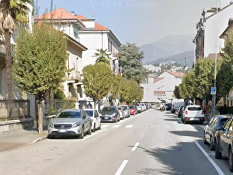 Immagine 18 di Appartamento in vendita  in Corso XXV Aprile a Luino