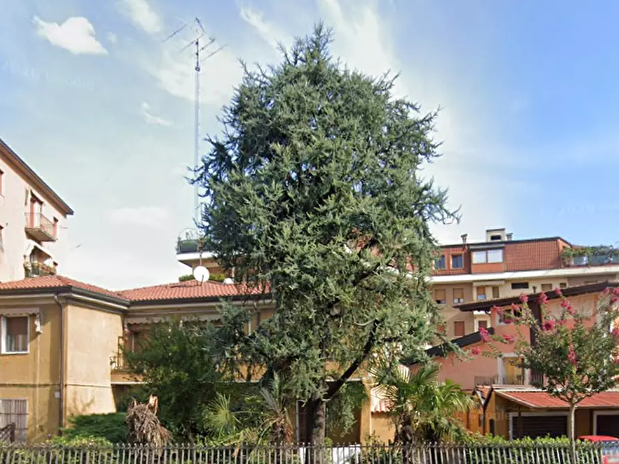 Immagine 3 di Appartamento in vendita  in Viale Piave a Brescia