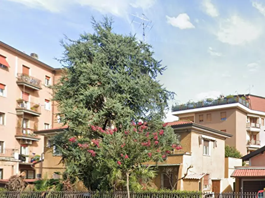 Immagine 6 di Appartamento in vendita  in Viale Piave a Brescia