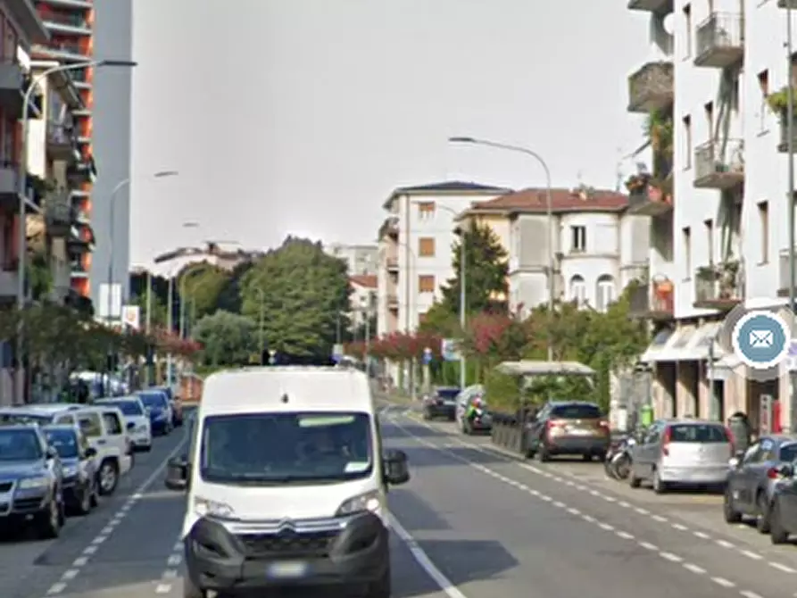 Immagine 10 di Appartamento in vendita  in Viale Piave a Brescia