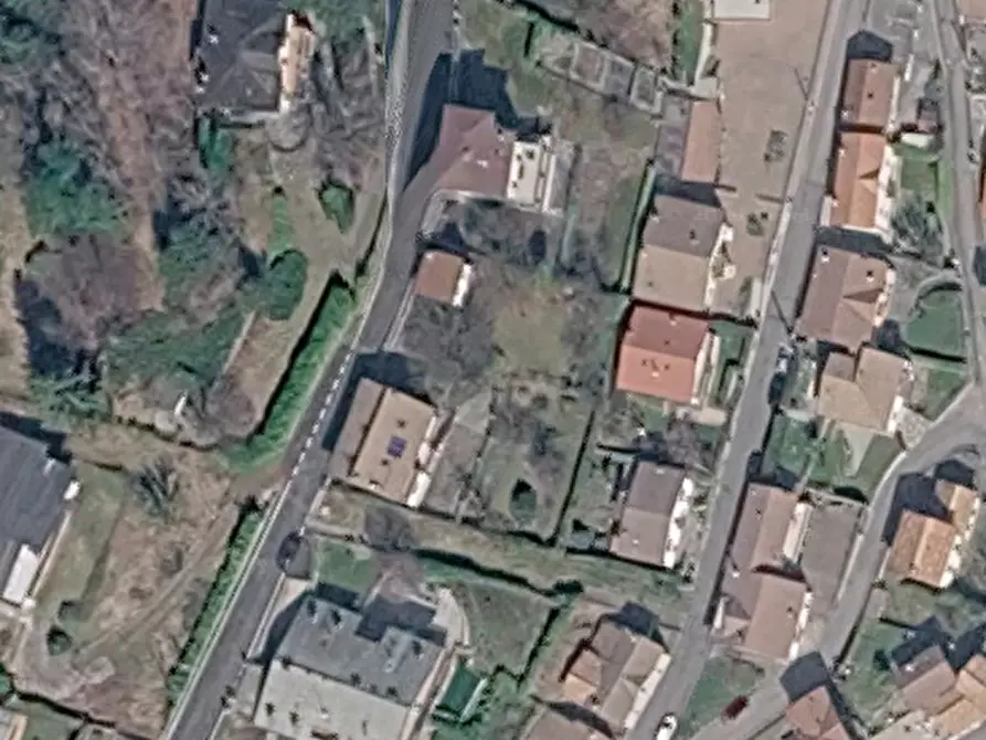 Immagine 6 di Negozio in vendita  in Via Martino Novi  a Alta Valle Intelvi