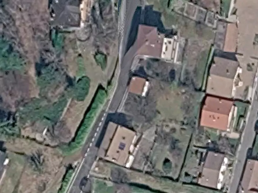Immagine 7 di Negozio in vendita  in Via Martino Novi  a Alta Valle Intelvi