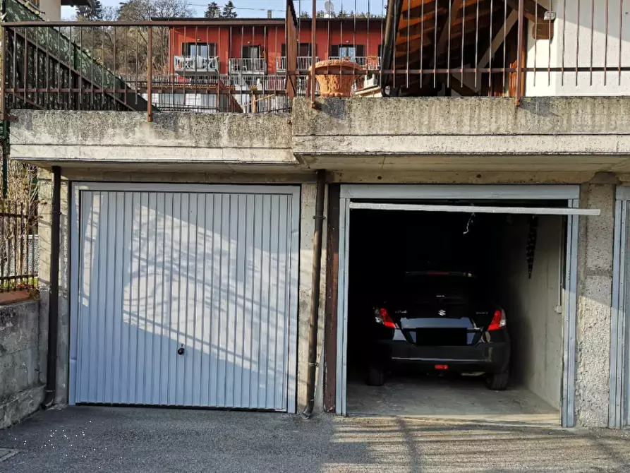 Immagine 1 di Appartamento in vendita  in Via IV Novembre a Alta Valle Intelvi