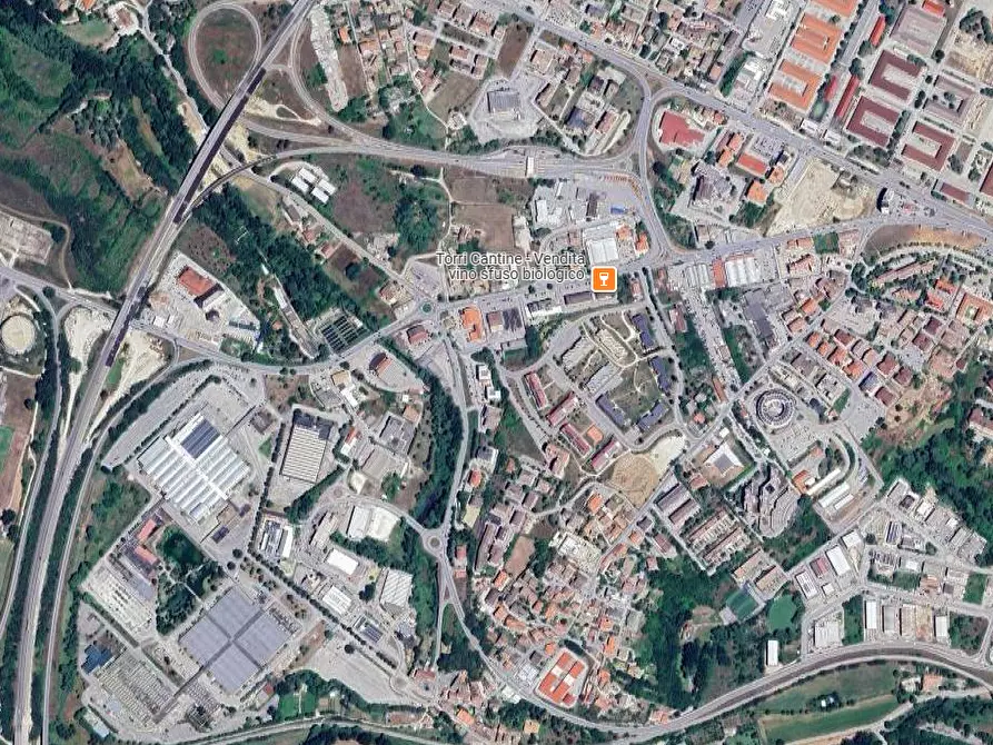 Immagine 12 di Garage in vendita  in Via Guido Polidoro a L'aquila